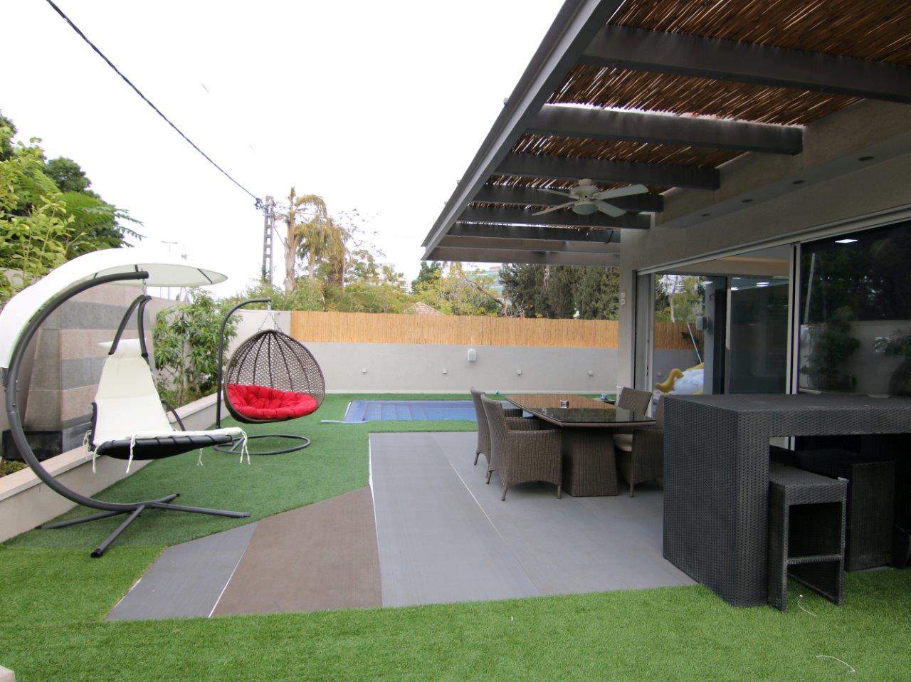 New House South Raanana